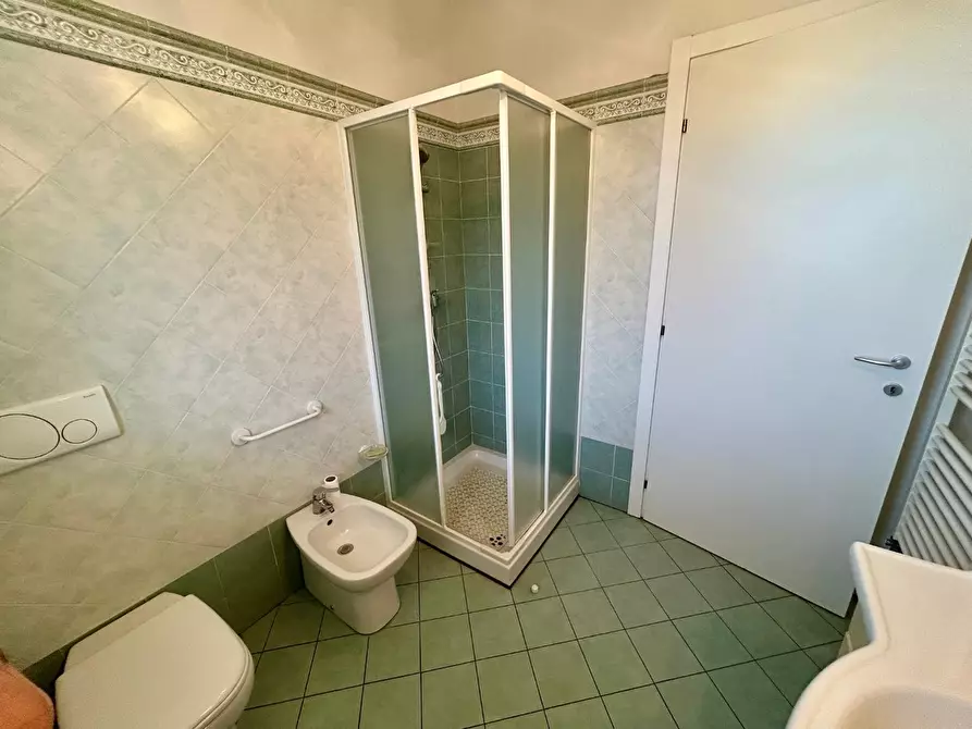 Immagine 18 di Appartamento in vendita  a Empoli