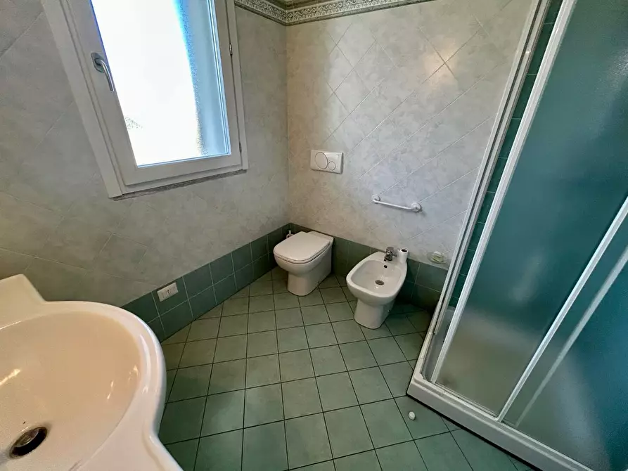 Immagine 16 di Appartamento in vendita  a Empoli