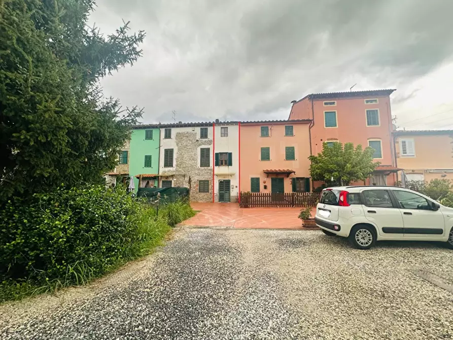 Immagine 13 di Terratetto in vendita  a Capannori