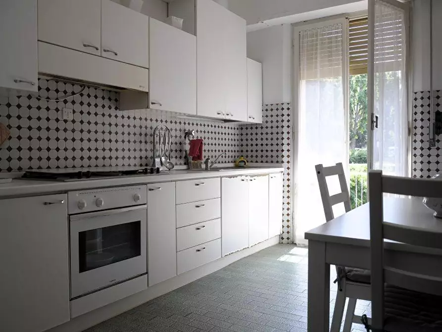 Immagine 15 di Appartamento in vendita  a Siena