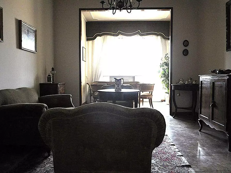 Immagine 3 di Appartamento in vendita  a Siena