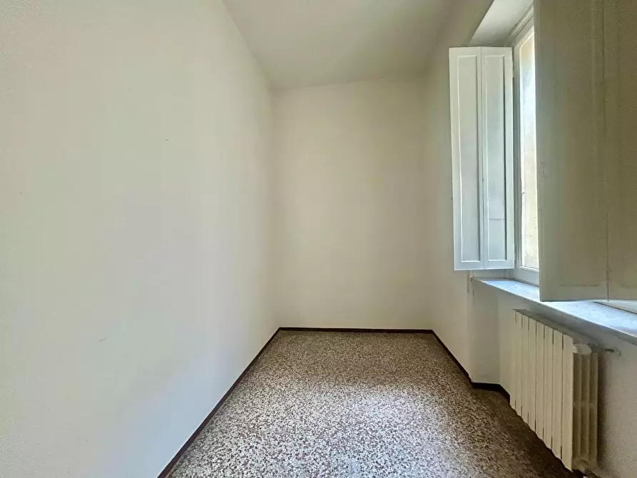 Immagine 7 di Appartamento in vendita  a Siena