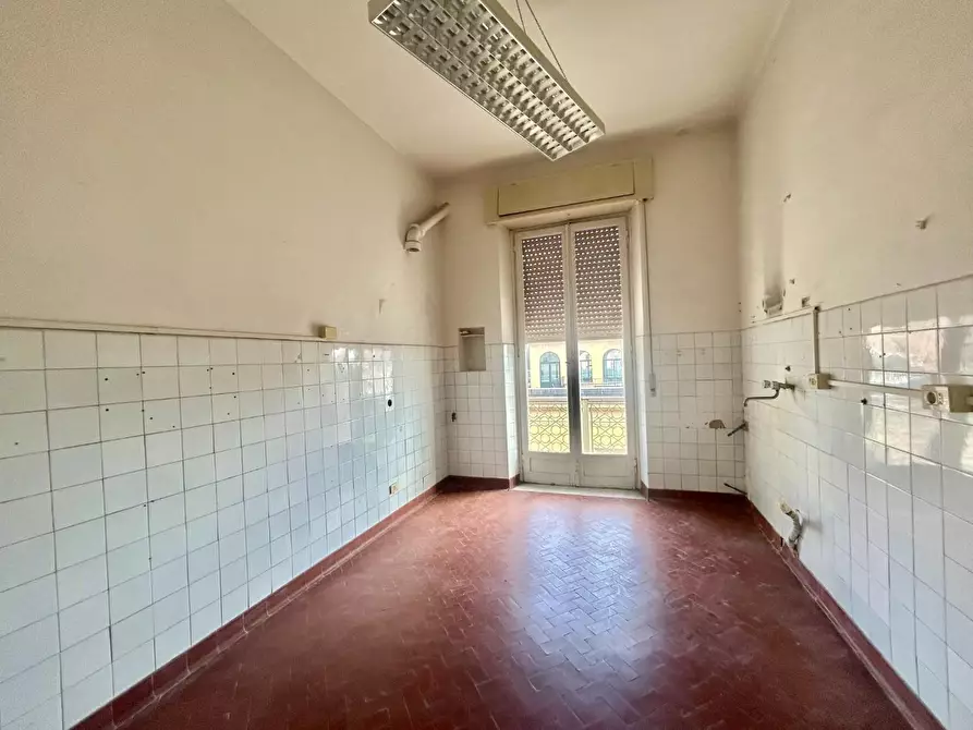 Immagine 10 di Appartamento in vendita  a Siena