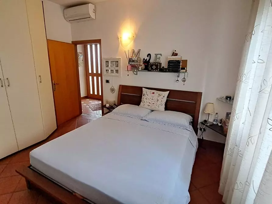 Immagine 10 di Appartamento in vendita  a Rosignano Marittimo