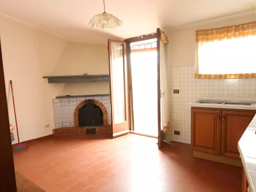 Immagine 21 di Terratetto in vendita  a Cascina