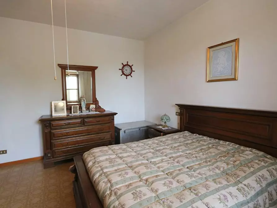 Immagine 17 di Terratetto in vendita  a Cascina