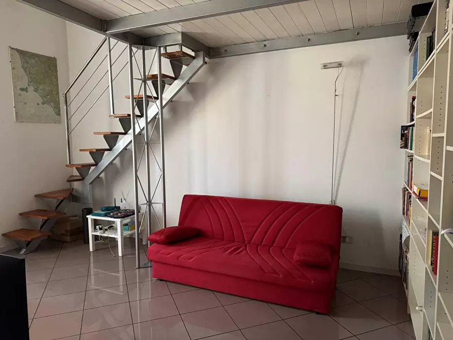 Immagine 3 di Appartamento in affitto  a Livorno