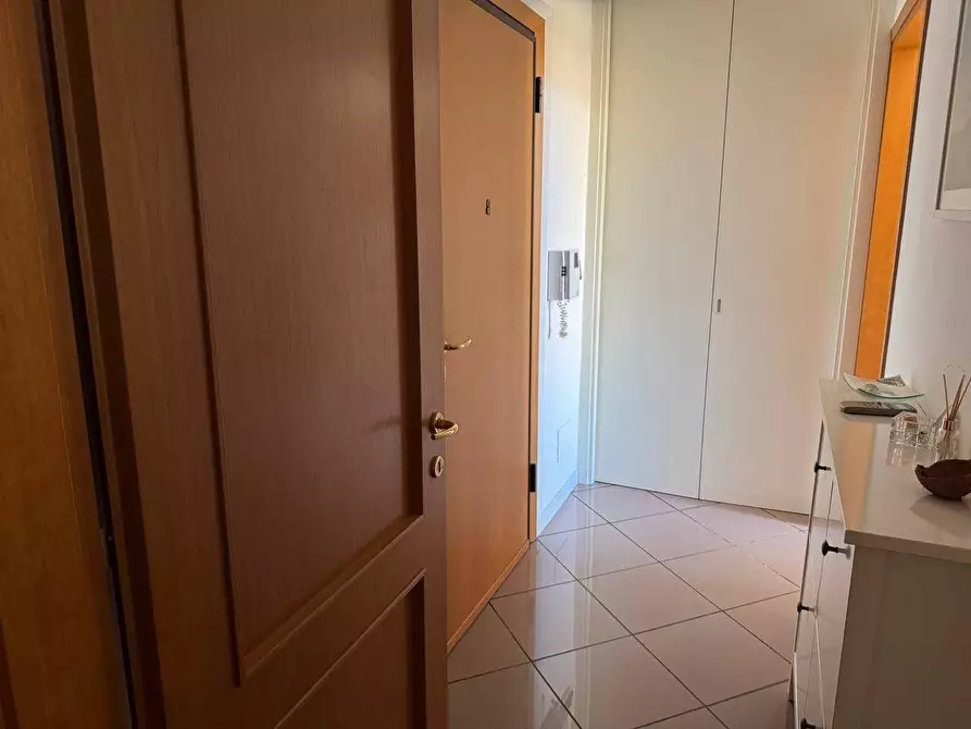 Immagine 12 di Appartamento in affitto  a Livorno