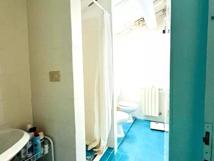 Immagine 20 di Mansarda in vendita  a Massa