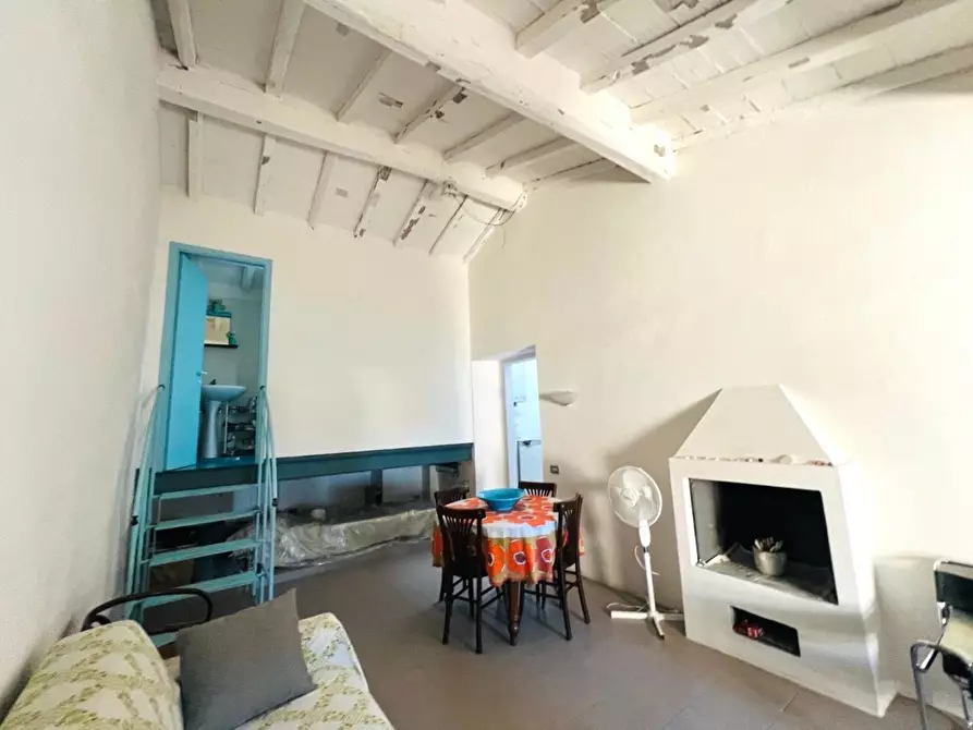 Immagine 6 di Mansarda in vendita  a Massa