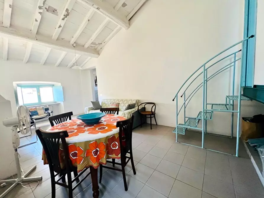 Immagine 7 di Mansarda in vendita  a Massa