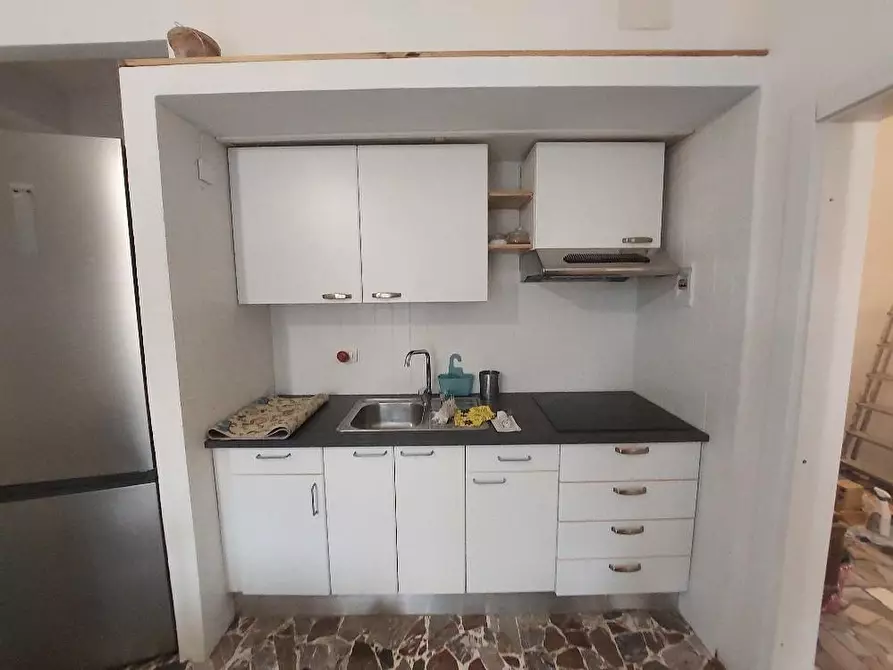 Immagine 2 di Terratetto in affitto  a Lastra A Signa