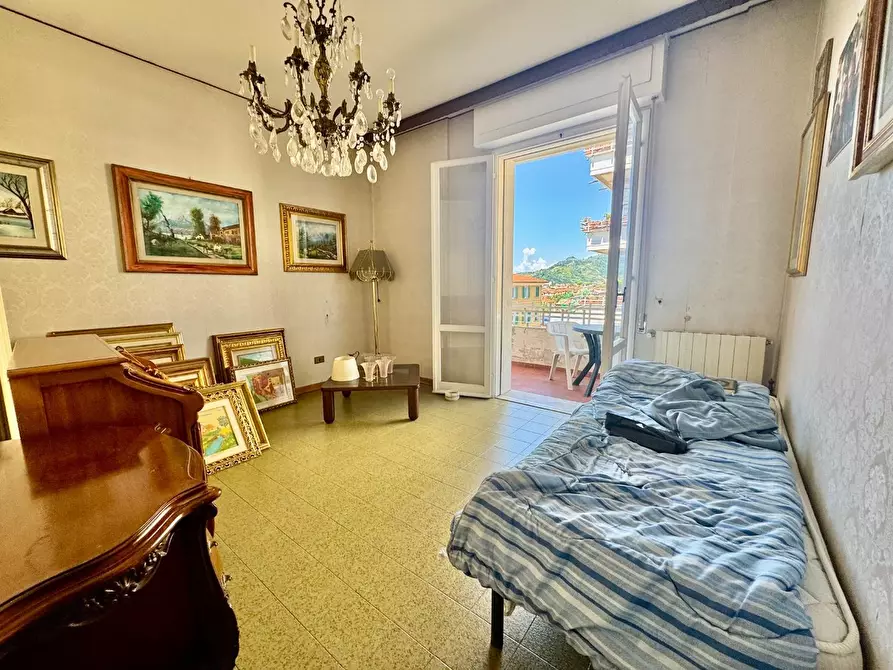 Immagine 13 di Appartamento in vendita  a Massa