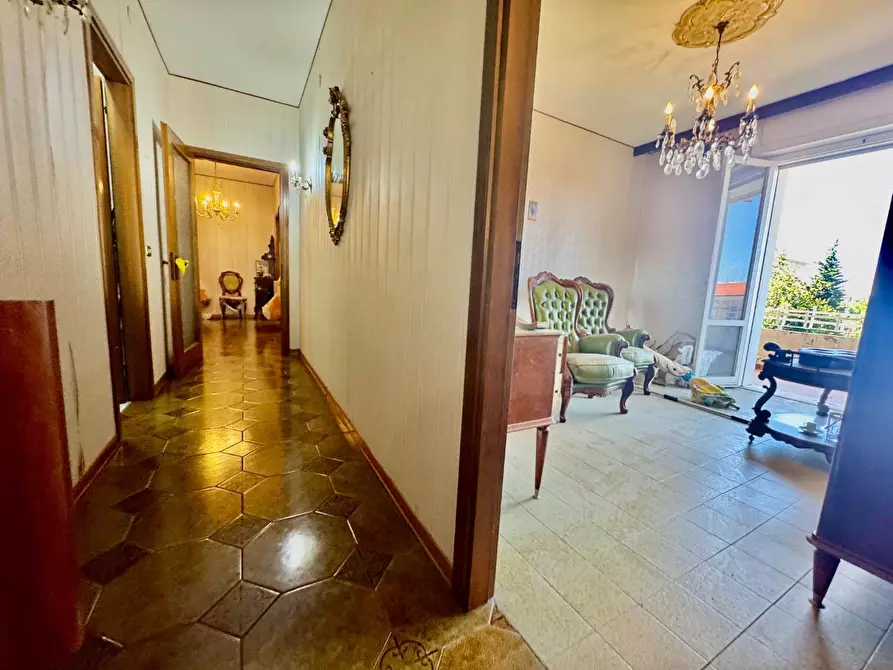 Immagine 9 di Appartamento in vendita  a Massa