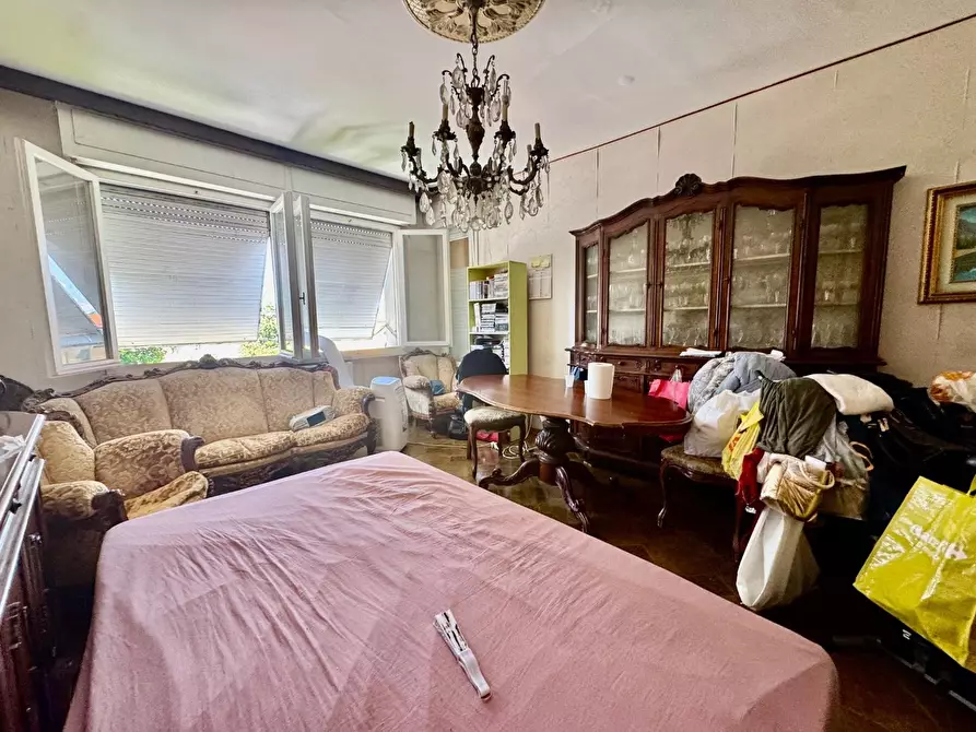 Immagine 4 di Appartamento in vendita  a Massa