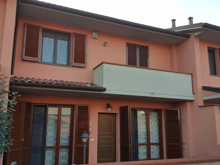 Immagine 22 di Villetta a schiera in affitto  a Pontedera