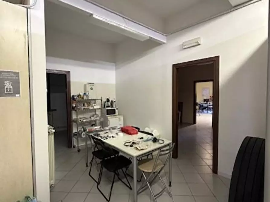 Immagine 5 di Ufficio in affitto  a Pisa