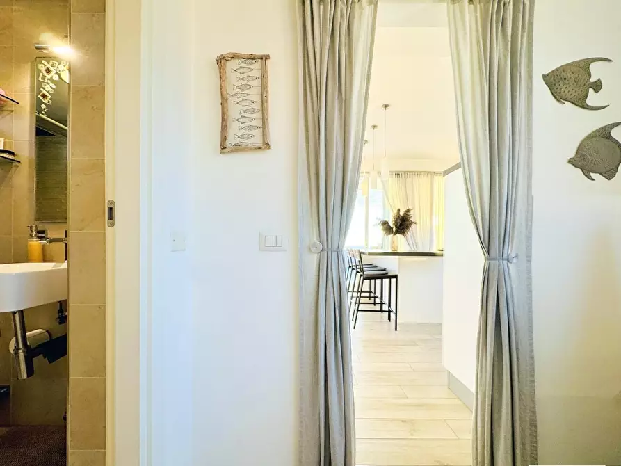 Immagine 6 di Mansarda in vendita  a Camaiore