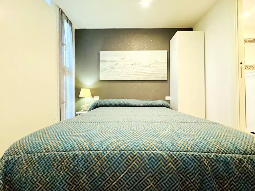 Immagine 28 di Mansarda in vendita  a Camaiore