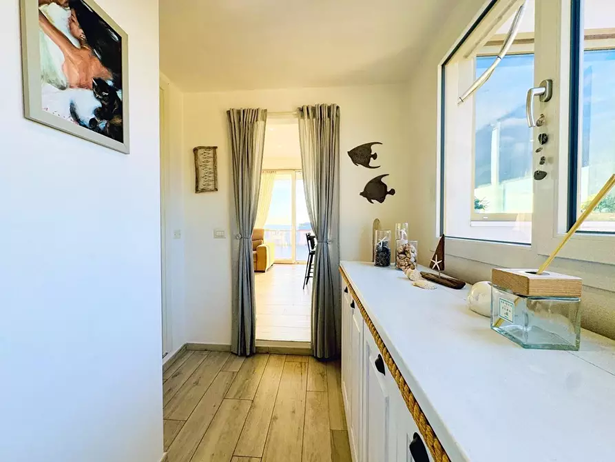 Immagine 5 di Mansarda in vendita  a Camaiore