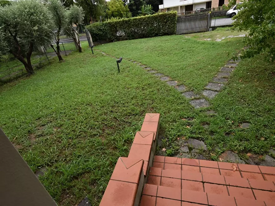 Immagine 47 di Villa in vendita  a Vecchiano