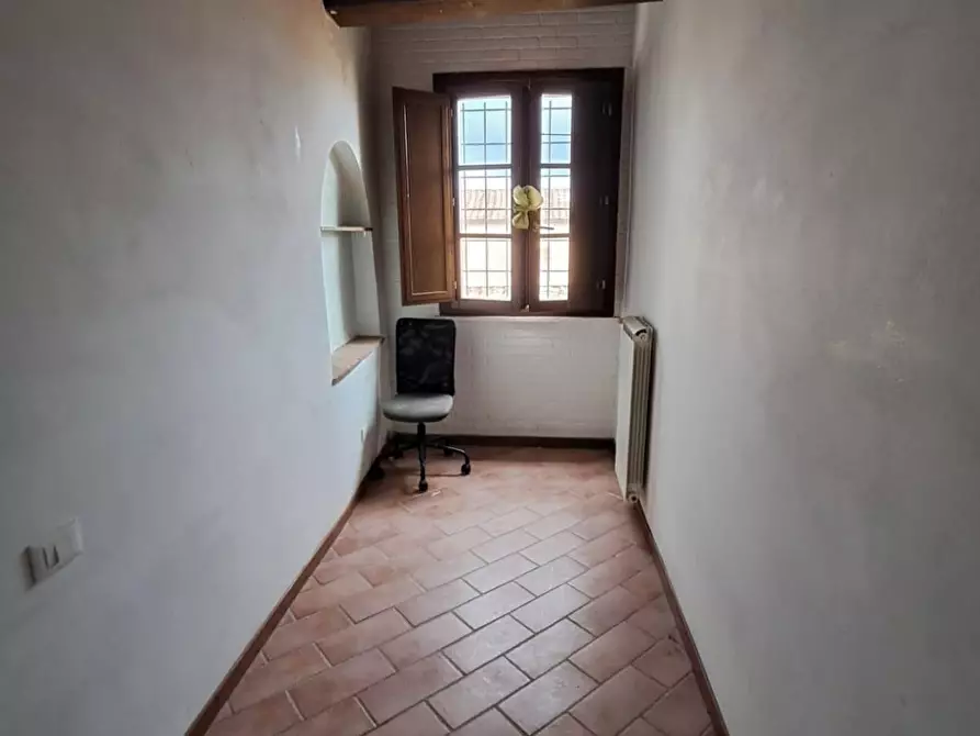 Immagine 10 di Appartamento in vendita  a Vicopisano