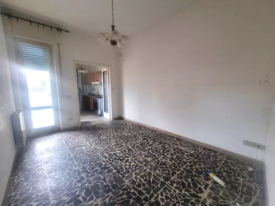 Immagine 3 di Appartamento in vendita  a Viareggio