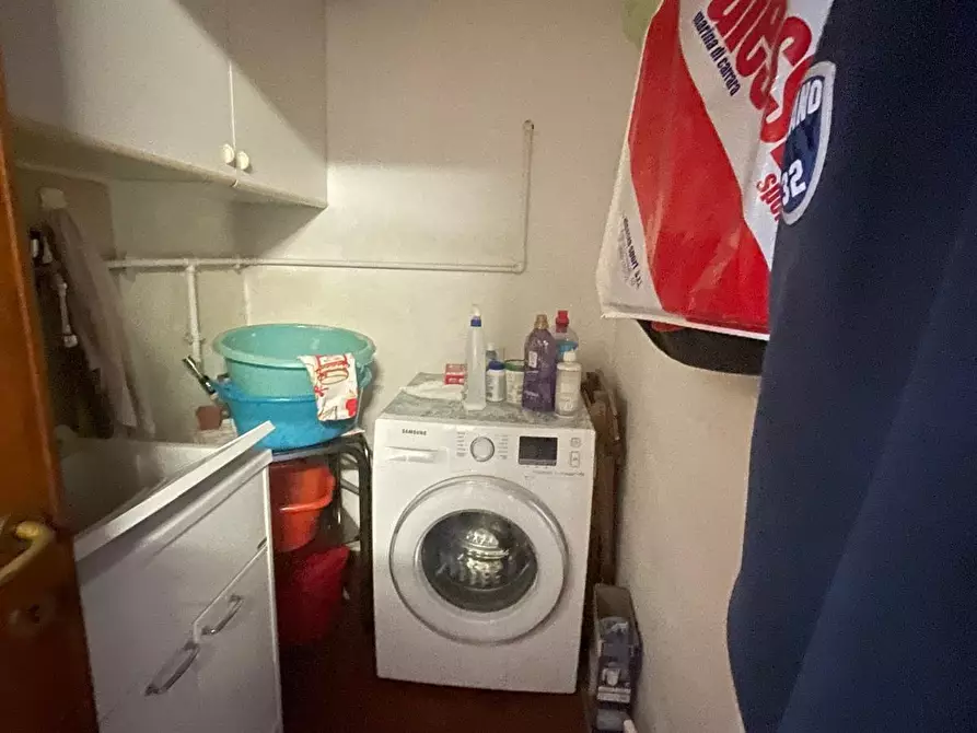 Immagine 12 di Villetta a schiera in vendita  a Carrara