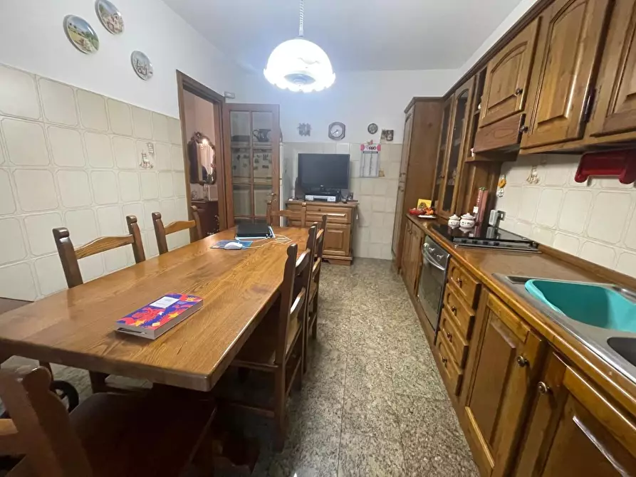 Immagine 8 di Villetta a schiera in vendita  a Carrara