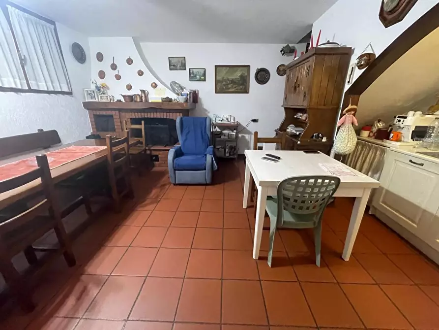 Immagine 23 di Villetta a schiera in vendita  a Carrara