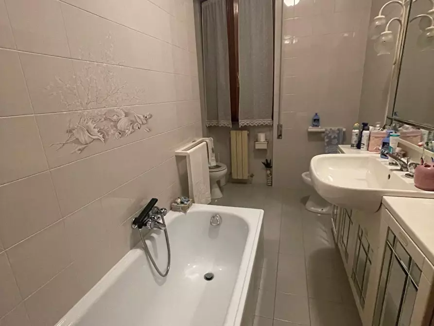 Immagine 14 di Villetta a schiera in vendita  a Carrara