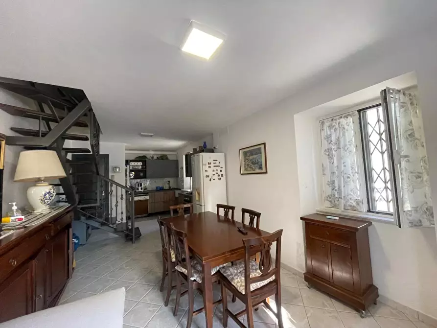 Immagine 4 di Terratetto in vendita  a Carrara