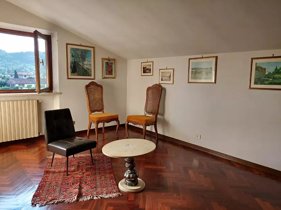 Immagine 40 di Villa in vendita  a Lucca