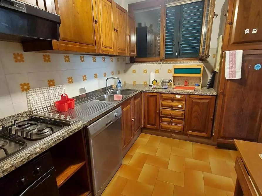 Immagine 46 di Villa in vendita  a Lucca