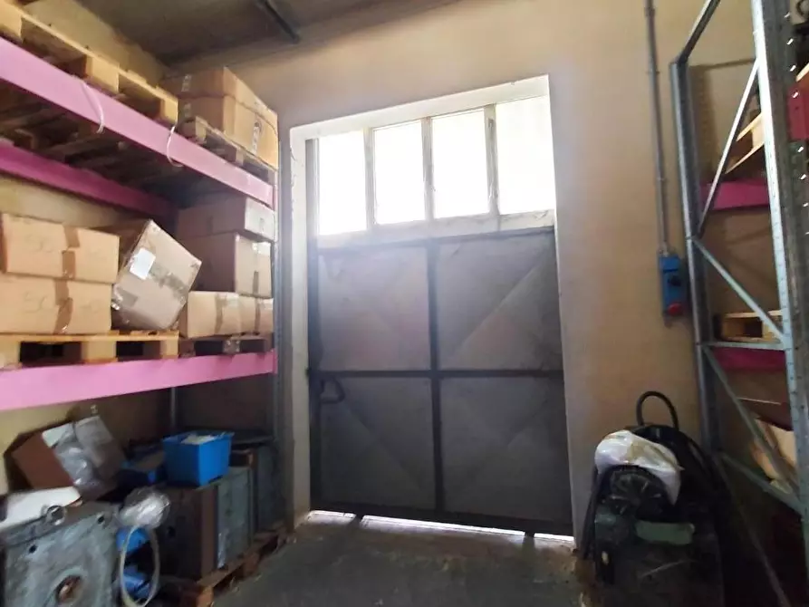 Immagine 25 di Villa in vendita  a Lucca