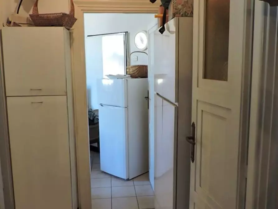 Immagine 11 di Appartamento in vendita  a Pisa