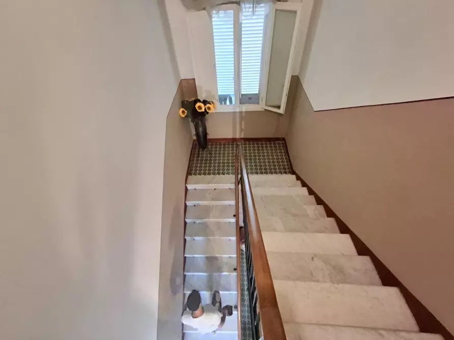 Immagine 7 di Villa in vendita  a Lucca