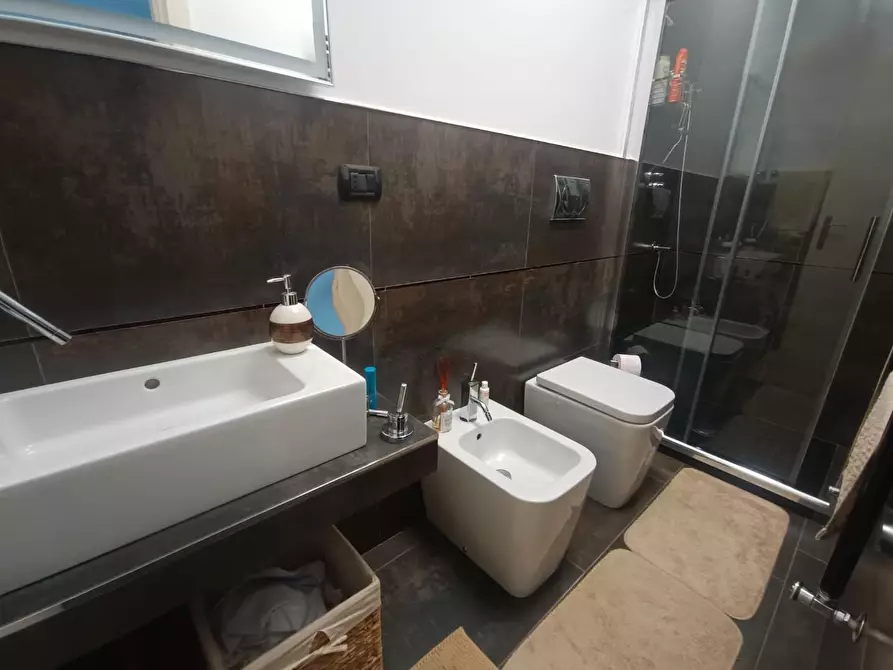 Immagine 91 di Villa in vendita  a Montignoso