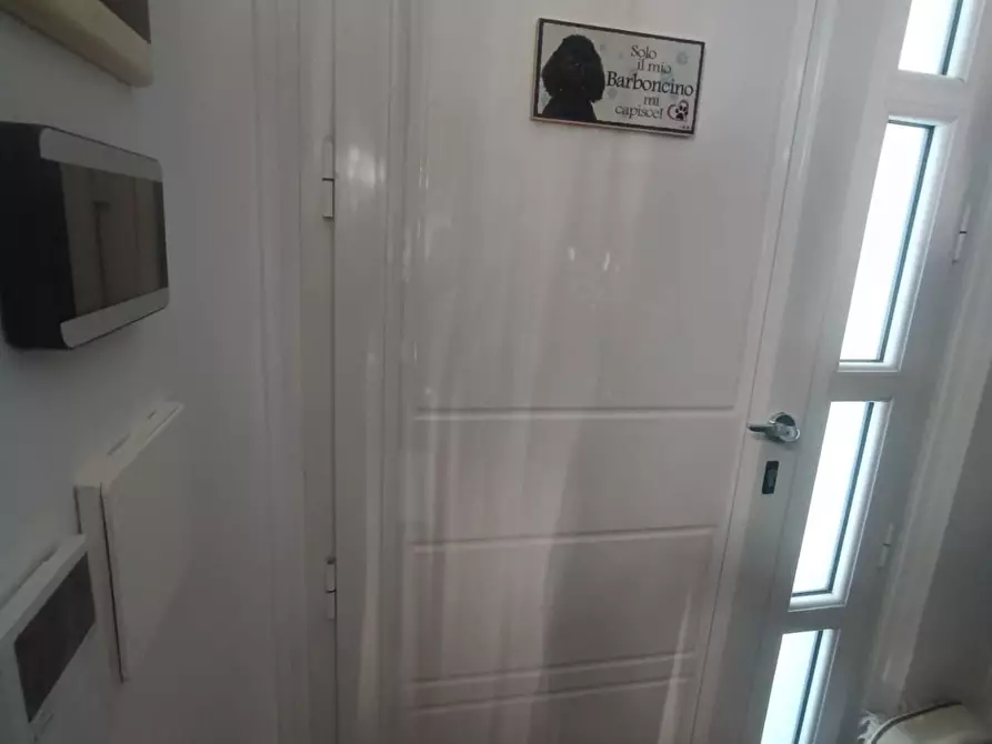 Immagine 40 di Villa in vendita  a Montignoso