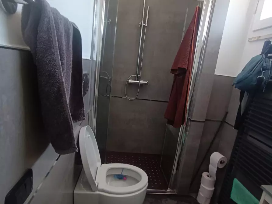 Immagine 87 di Villa in vendita  a Montignoso