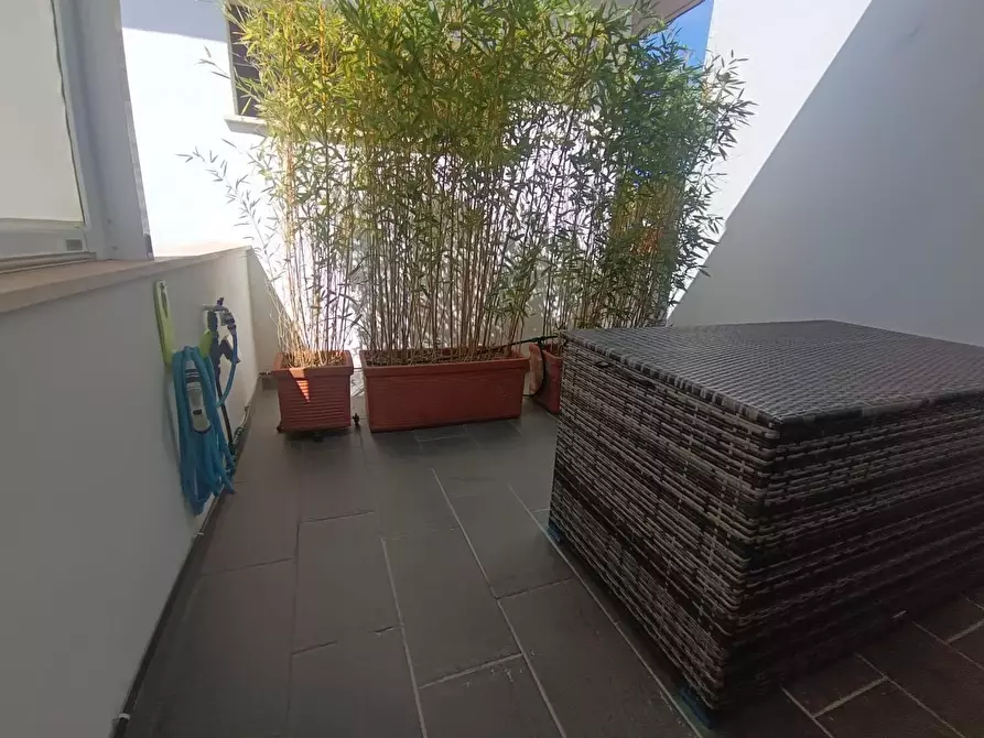 Immagine 28 di Villa in vendita  a Montignoso