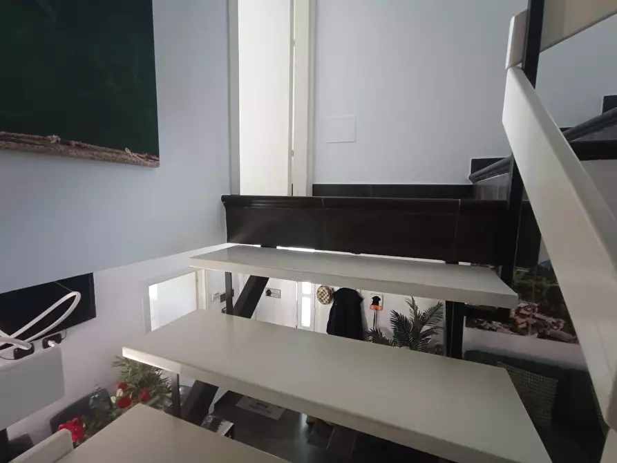 Immagine 64 di Villa in vendita  a Montignoso