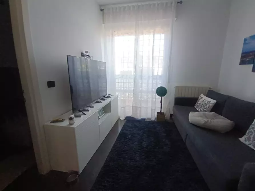 Immagine 55 di Villa in vendita  a Montignoso