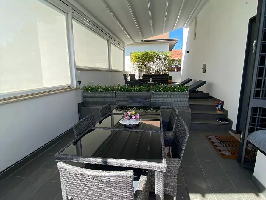 Immagine 19 di Villa in vendita  a Montignoso