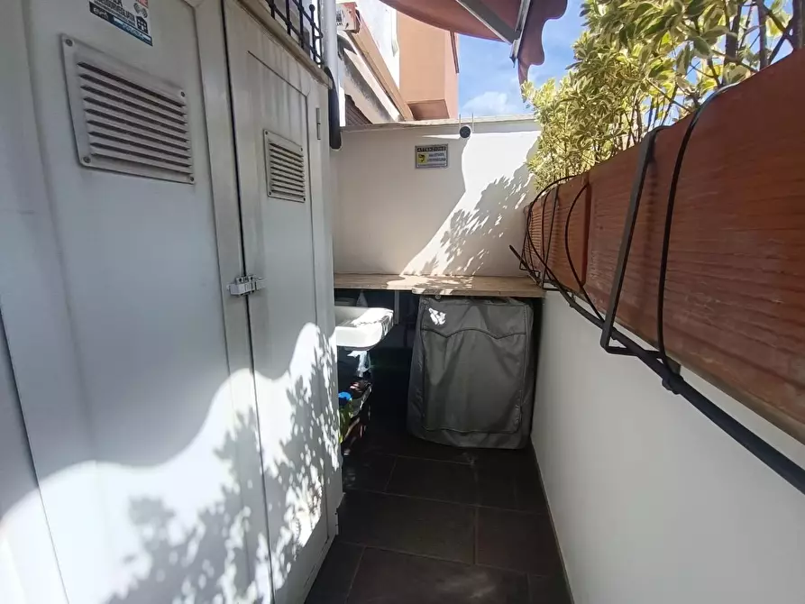 Immagine 27 di Villa in vendita  a Montignoso