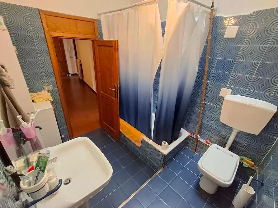 Immagine 11 di Appartamento in vendita  a Pisa