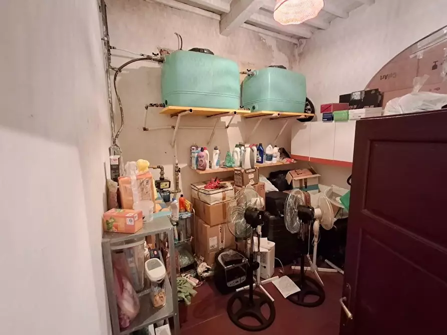 Immagine 14 di Appartamento in vendita  a Pisa