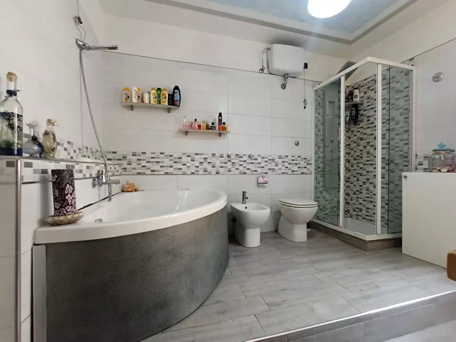 Immagine 17 di Terratetto in vendita  a San Giuliano Terme