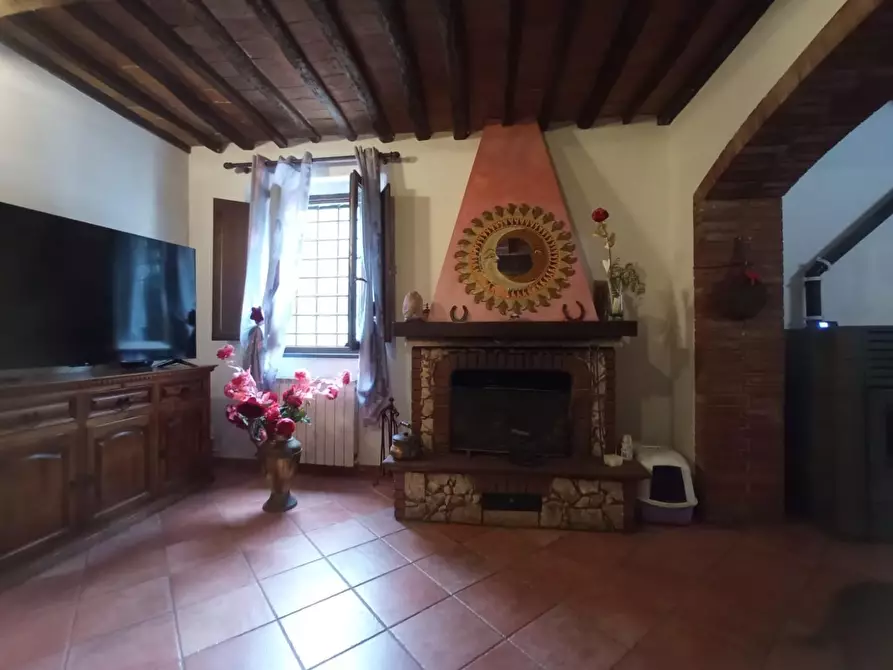 Immagine 8 di Terratetto in vendita  a San Giuliano Terme