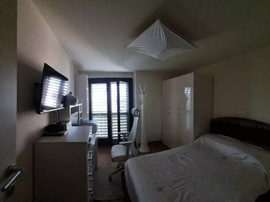 Immagine 28 di Villetta a schiera in vendita  a Livorno